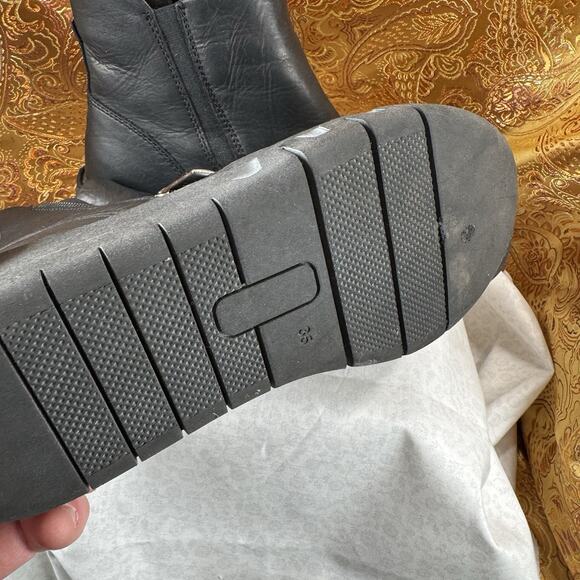 Miz Mooz Black Lass Ankle Boots - Picture 5 of 5